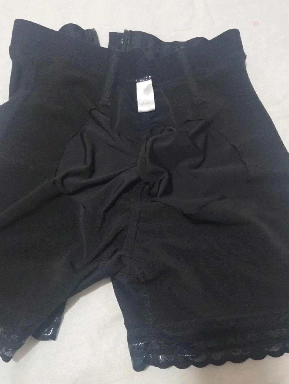 High-Waist Black Lace-Trim Shaping Shorts by FIELING Size M